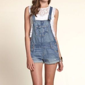 HOLLISTER DISTRESSED DENIM SHORTS OVERALLS ~ XS ~POPULAR